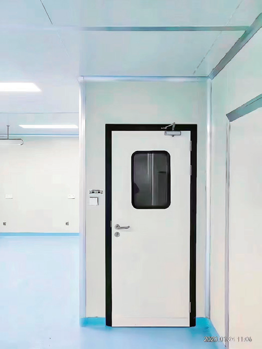单开气密钢制净化门配下沉扫地条与视窗